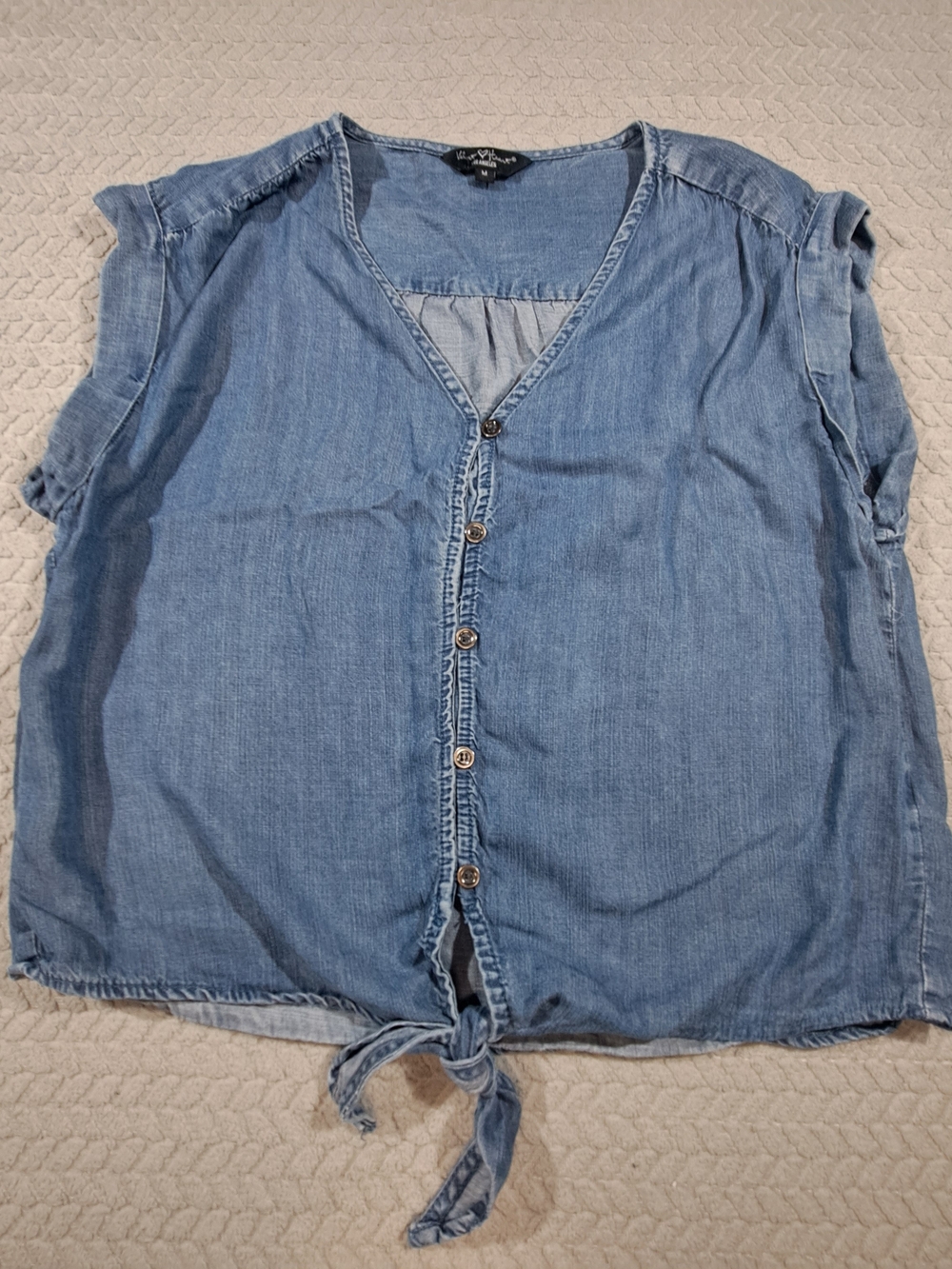 Velvet Heart Light Blue Denim Button-Front Tie Hem Top - Women
